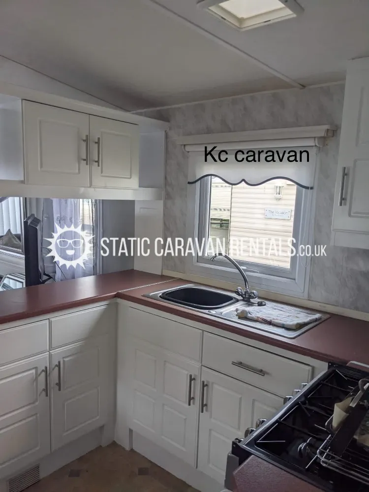 7 Private Carvan for Hire Happy days caravan park, Towyn, Conwy, Wales