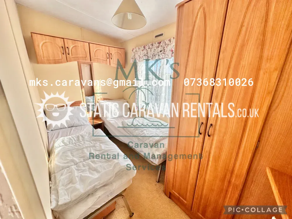 6 Private Carvan for Hire Happy Days, Towyn, North Wales, Wales