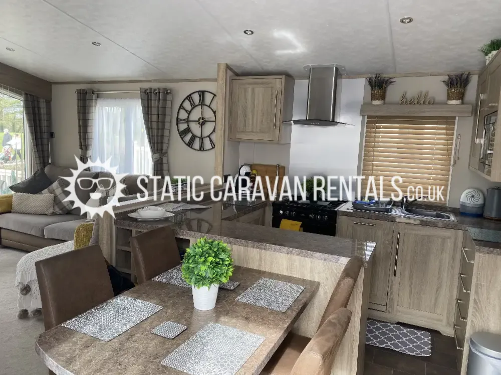 8 Private Carvan for Hire Primrose Valley Holiday Park, Filey, North Yorkshire