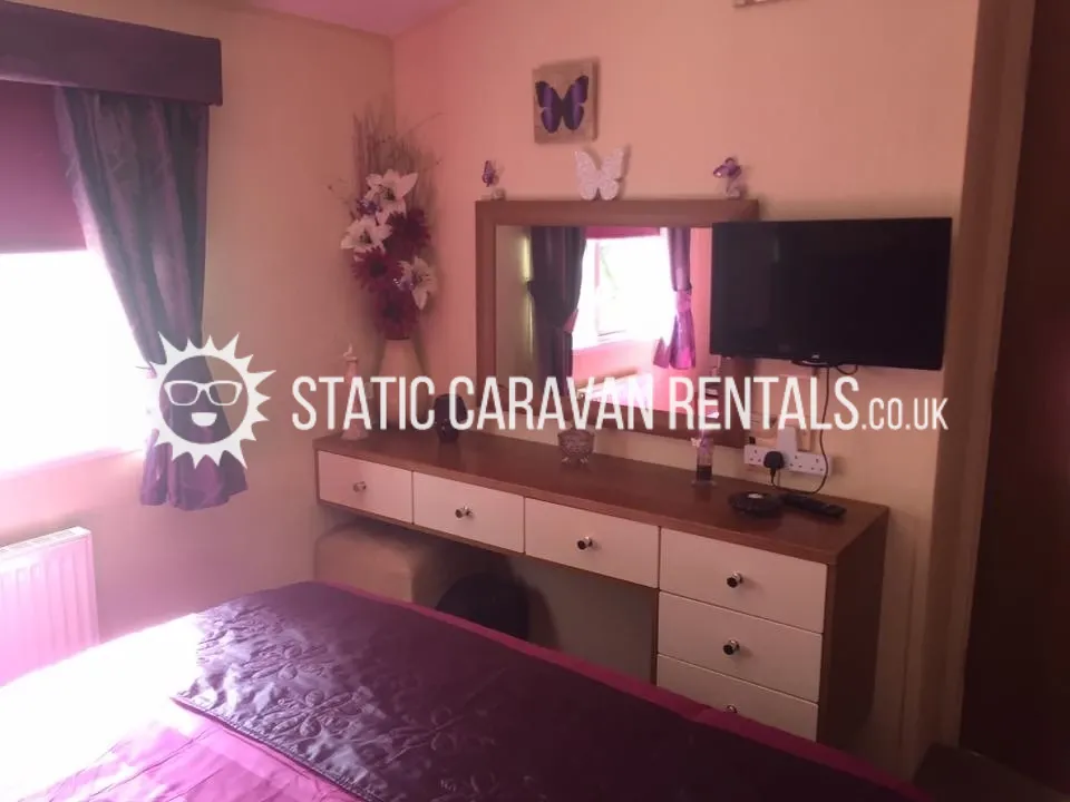 7 Private Carvan for Hire Cayton Bay Holiday Park, Cayton Bay, Scarborough, North Yorkshire, England